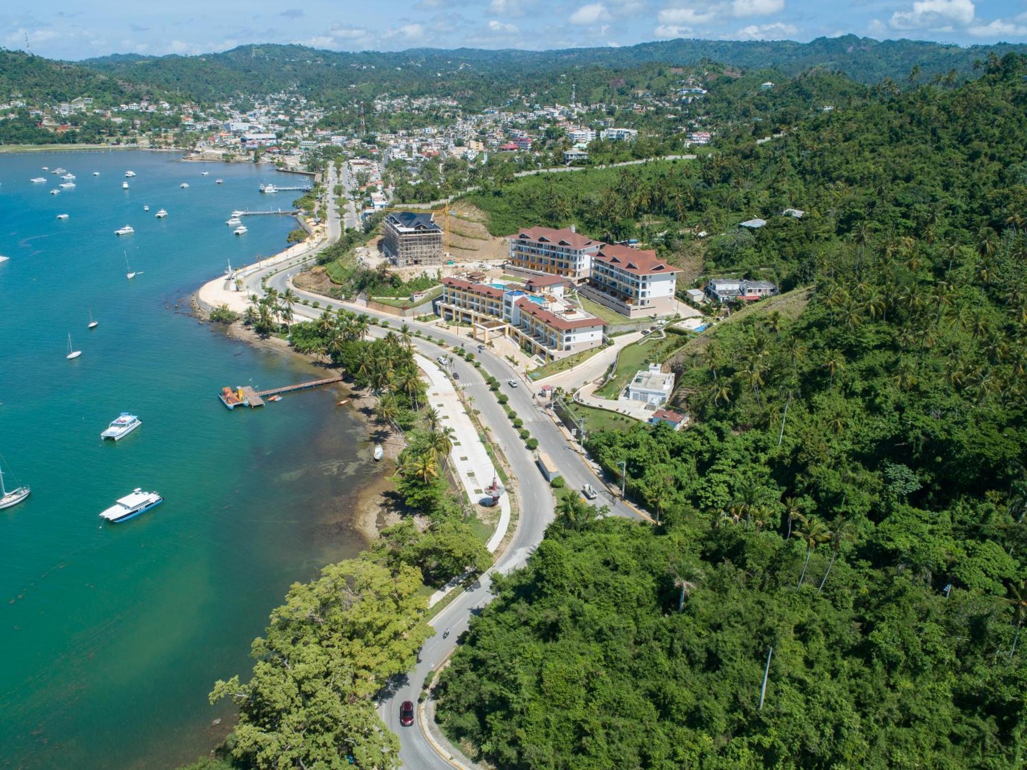 Hacienda Samana Bay Hotel Exterior photo Aerial view of La Romana