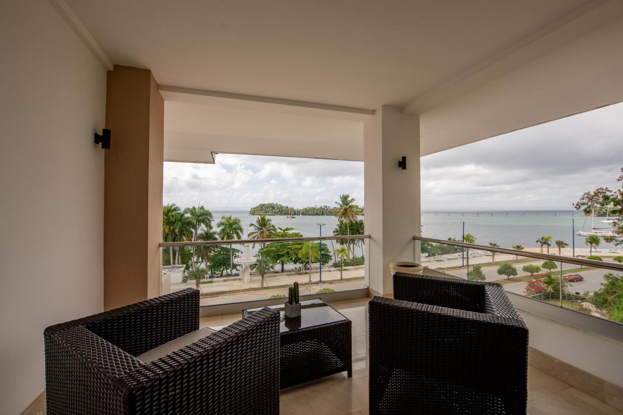 Hacienda Samana Bay Hotel Exterior photo A view of the beach from the hotel