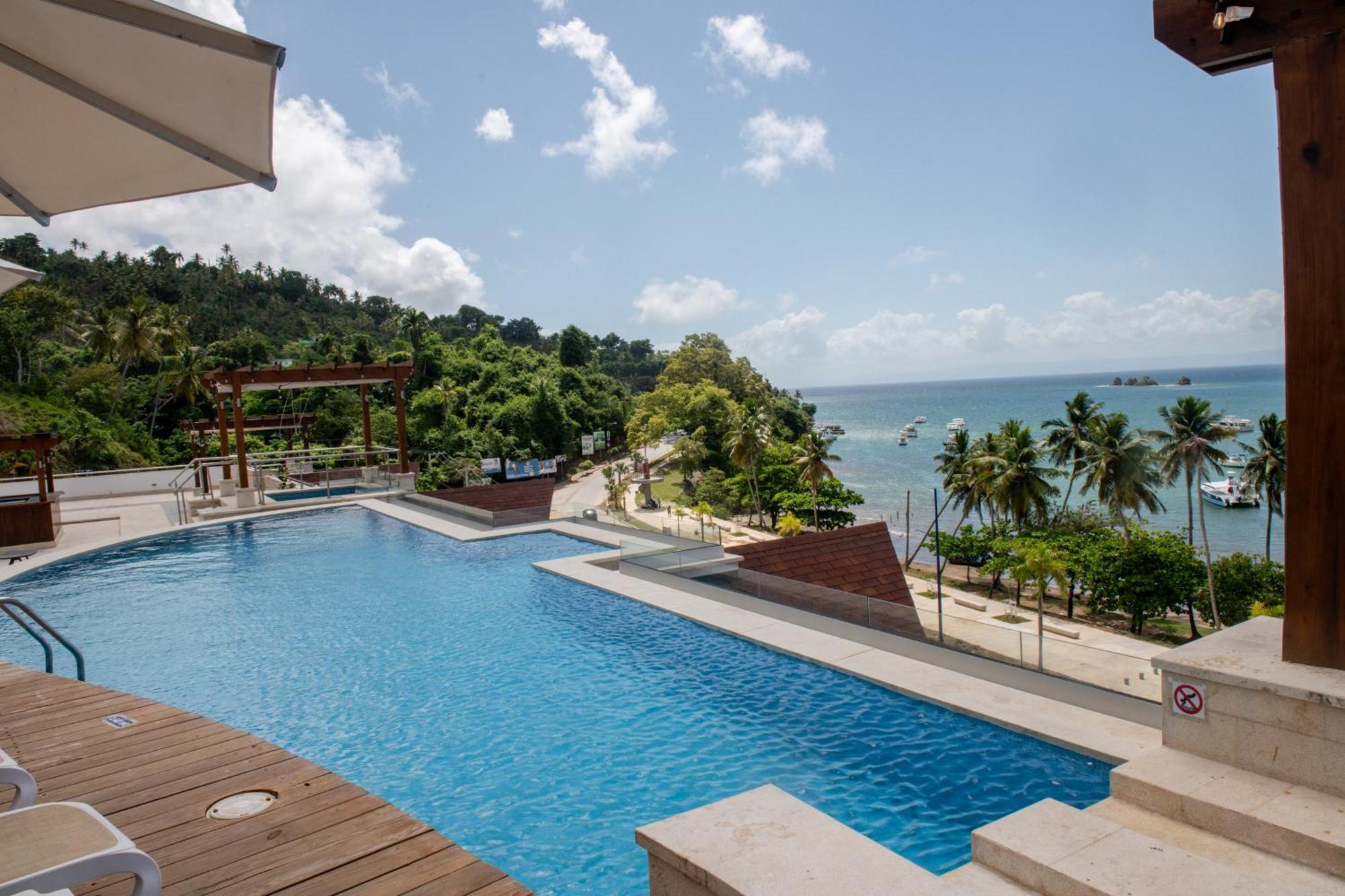 Hacienda Samana Bay Hotel Exterior photo The swimming pool at the resort