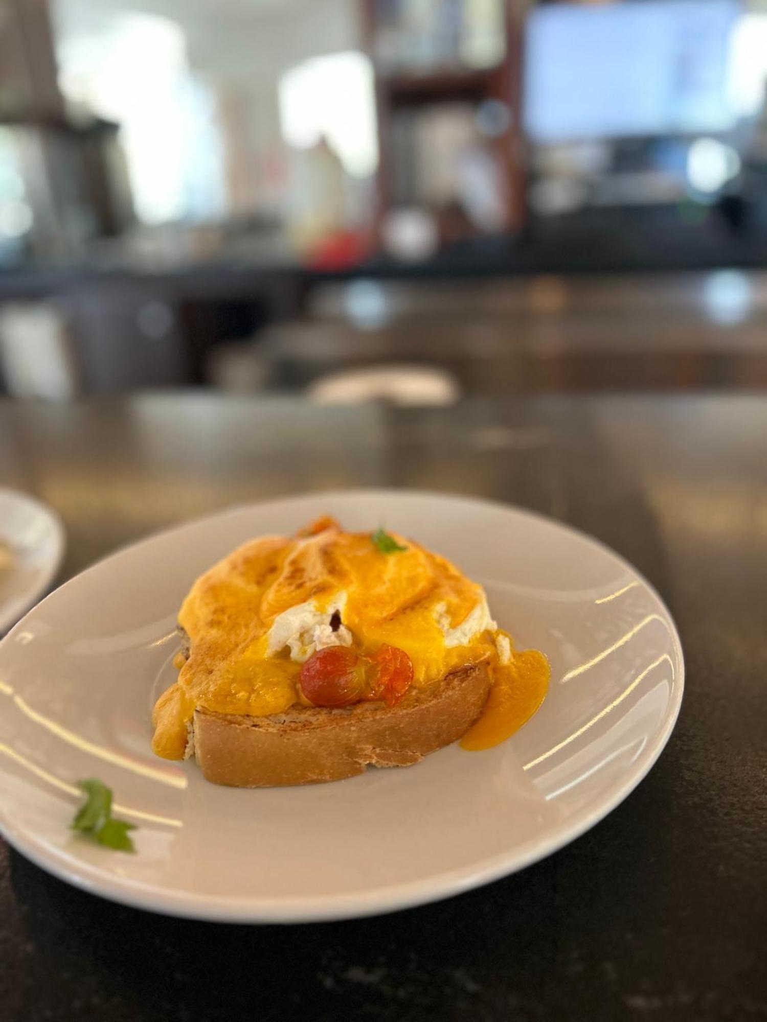 Hacienda Samana Bay Hotel Exterior photo A breakfast strata